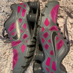 NIKE shox  TURBO size 9